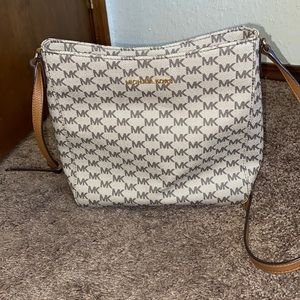 New Michael Kors Crossbody purse!